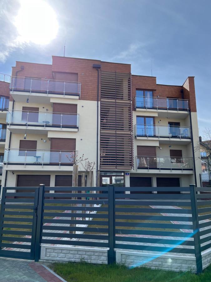 Baltic Vip Nowe Apartamenty Blisko Plazy Rewal Eksteriør billede